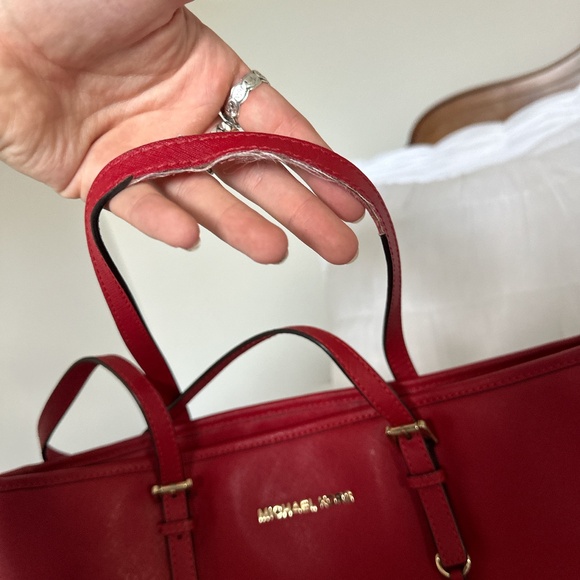 Michael Kors Jet Set Tote Red In Used Condition Retail 278 - Picture 4 of 5